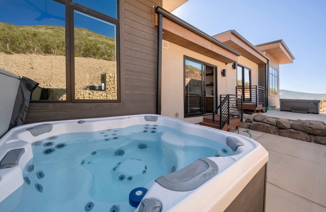Stunning Ski & Lake Views, Private Hot Tub, Exceptional Furnishings!