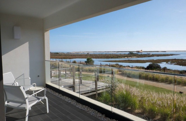 Stunning T2 Apartment With sea View