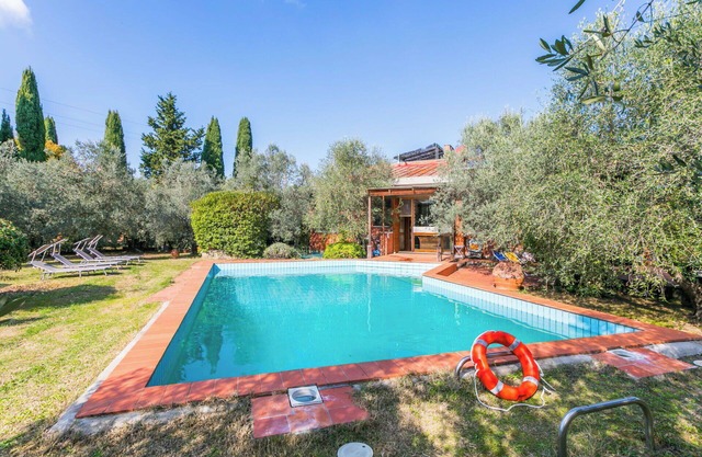 Stunning villa for 8 people with private pool, A/C, WIFI and pets allowed