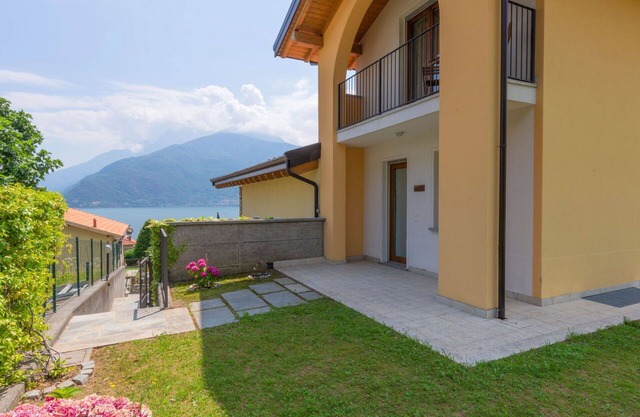 Stunning villa for 5 people with WIFI, TV and patio