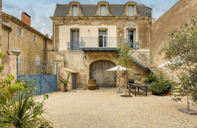 Stunning villa for 6 people with WIFI, A/C, private pool, TV, terrace and parking