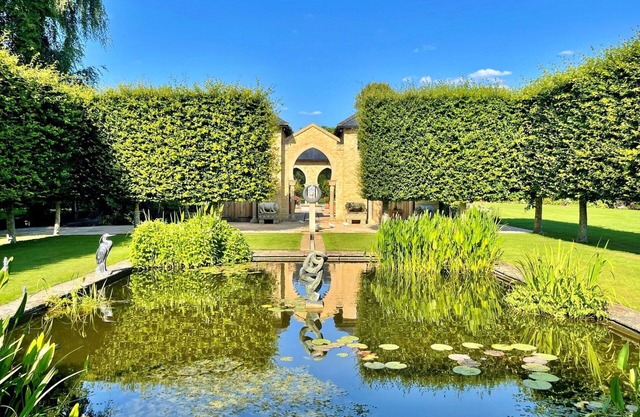 Stunning villa for 6 people with pool, WIFI