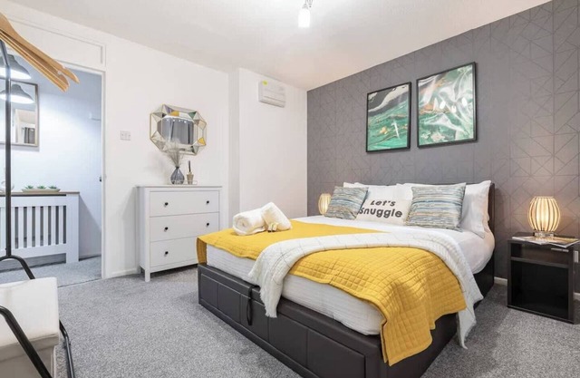 Stylish 1-Bed Luxury Retreat