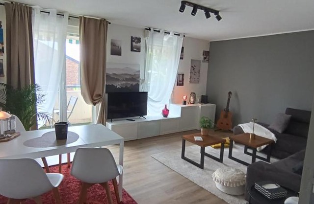 Stylish 1-bedroom flat with beautiful terrace , for a cosy Retreat