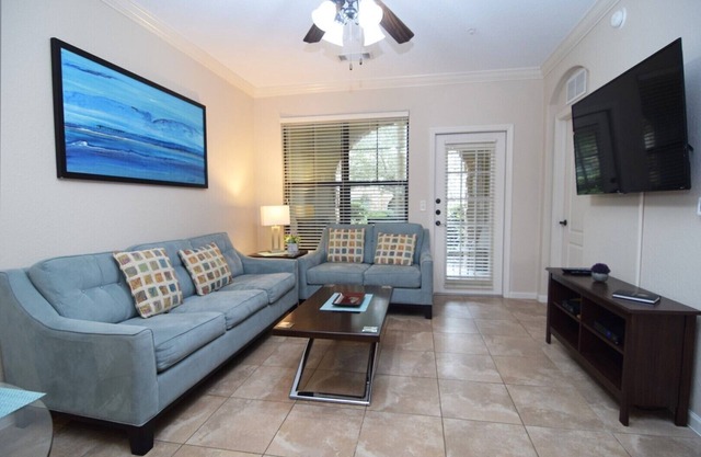 Stylish 2 Bedroom 2 Bathroom Condo With Resort Amenities