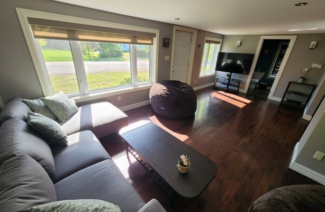 Stylish 2-Bedroom Home in Shediac