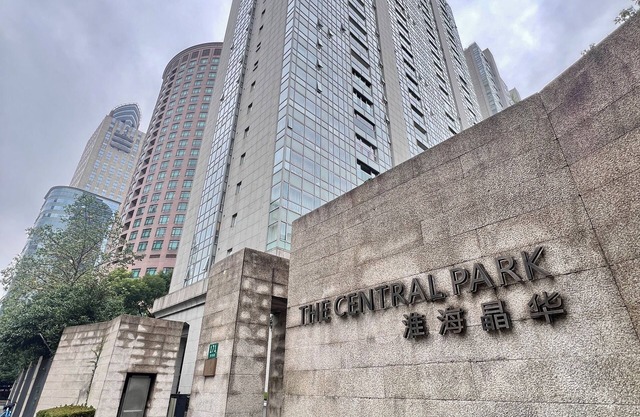 Stylish 3BR Apartment w/AC & WiFi in Vibrant Shanghai