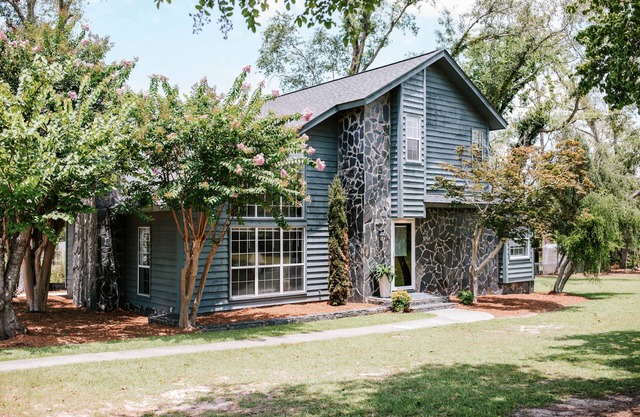 Stylish 3BR Vidalia Home by MHM Luxury Properties