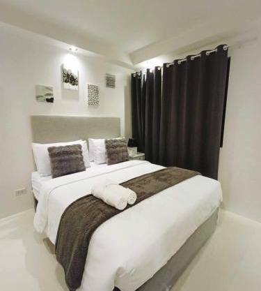 Stylish and Budget Friendly Studio Unit At Persimmon Cebu
