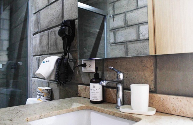 Stylish Authentic Loft w/Gym & Coworking | 1 BD | Tribu Colón