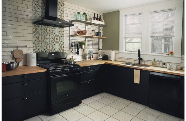 Stylish Bungalow in Tampa’s Historic Ybor