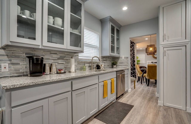 Stylish Bungalow near Bishop Art by RelaxSTR