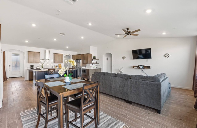 Stylish & Modern Bakersfield Retreat Near Downtown