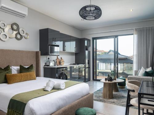 Stylish Ocean Club Apartment F25