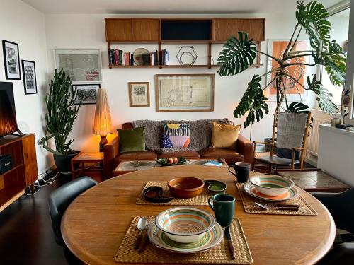 Stylish Room at London Fields with Amazing City View