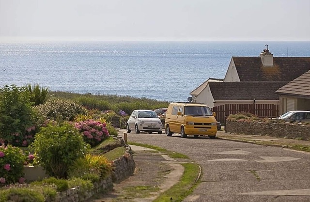 Stylish Sea Views At Beautiful Widemouth Bay.