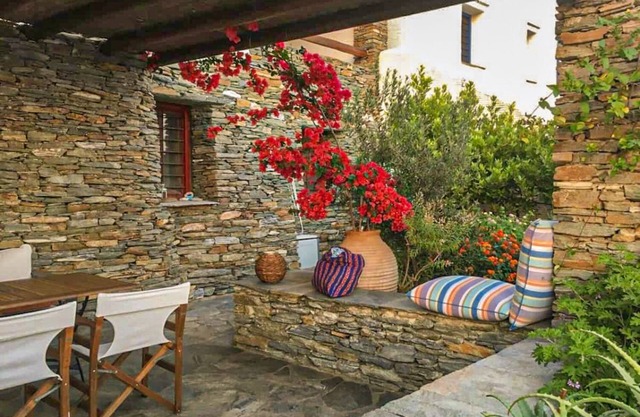 Stylish stone house with pool - Aprovato, Androsn