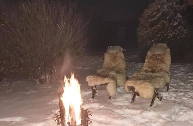 Stylish vacation apartment with barrel sauna in the countryside