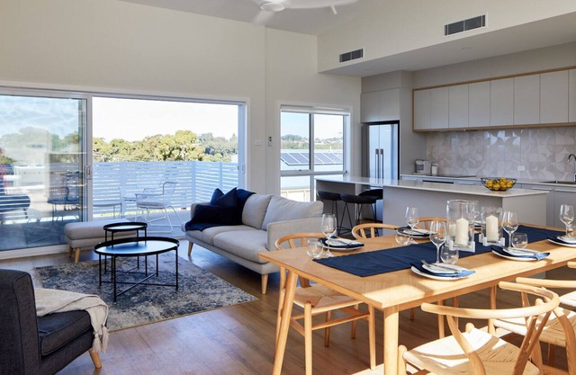 Su-Jo - Villa 5 - Contemporary coastal charm