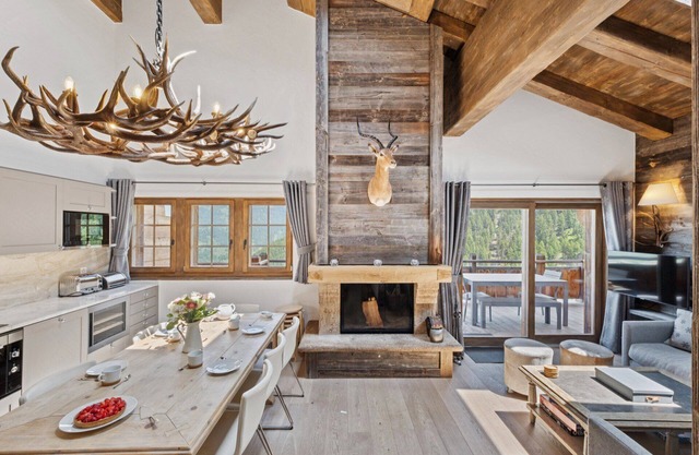 Sublime 4 Bedroom Apartment with Sauna Grimentz - By Mrs Miggins