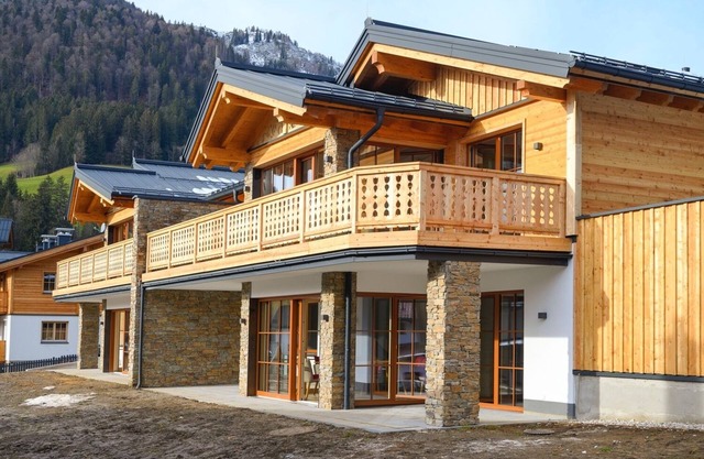 Suite BE in the Dachstein Chalet- Dachstein West ski region