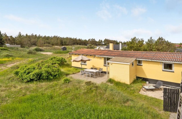 "Suki" - 650m from the sea by Interhome