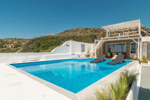 Summer Boutique Villa with a stunning sea view and a swimming pool