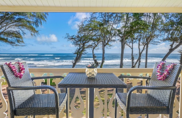 Summer Specials at Serenity | Islander on the Beach Oceanfront Studio with AC