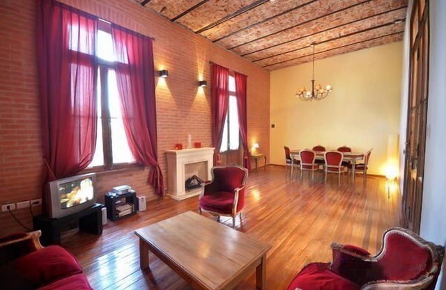 Sumptuous Duplex in Palermo, private terrace, BBQ, 2 suites, jacuzzi, 6 pax