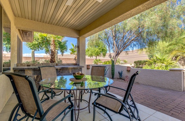 Sun City Grand, 45+ Comm. 3bd/2ba Affordable Escape!