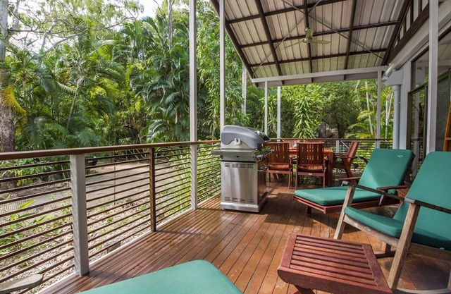 Sunbird Retreat, Horseshoe Bay
