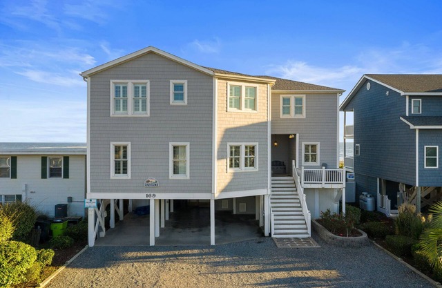 "Sundance" - Oceanfront Home w/Private Pool, 5 Bedrooms/4.5 Bathrooms