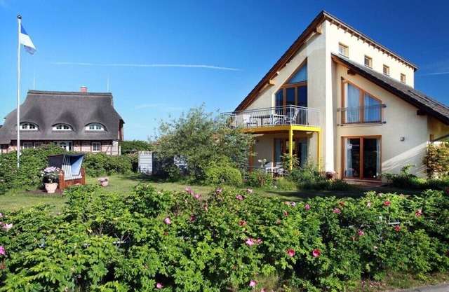 Sundeck (Beach House)