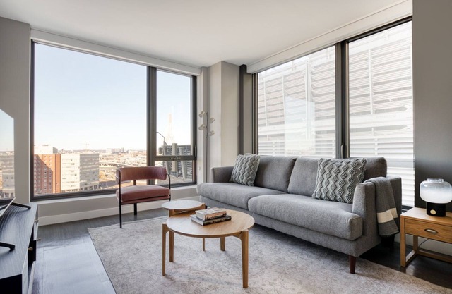 Sunlit North Station 1BR w/W/D & Gym, nr TD Garden, by Blueground