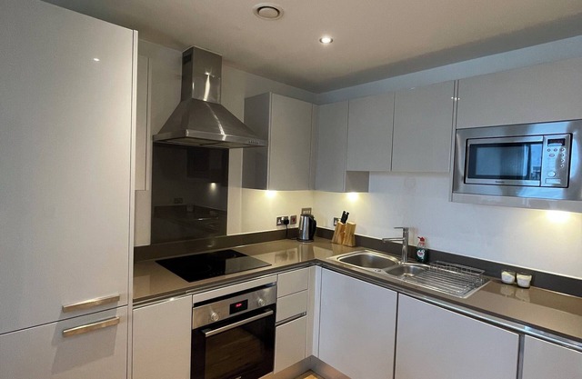 Sunny 1-Bed Flat, Near Greenwich and Deptford