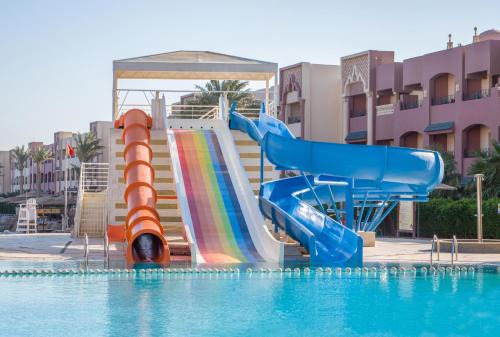 Sunny Days Mirette Family Resort