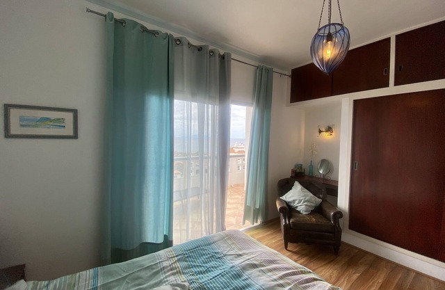 SUNNY HARBOR APARTMENT IN VALLE GRAN REY WITH LARGE BALCONY, 50m TO THE BEACH, WIFI