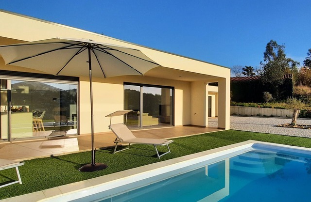 Sunny Haven, Villa