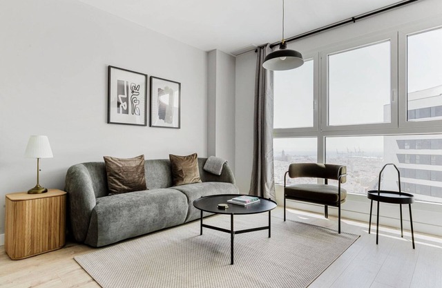 Sunny Martiricos-La Roca 1BR w/Gym, Pool & Media Room, by Blueground
