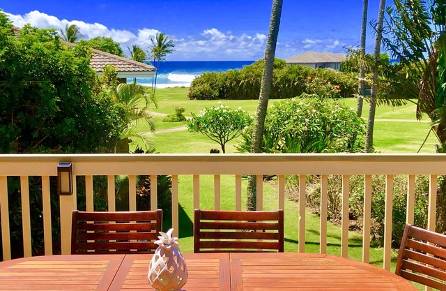 Sunny Poipu Beach House Near Grand Hyatt, Views, AC, Guest Favorite