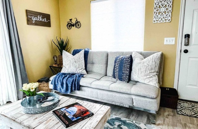 Sunny Roost * Hot Tub * Pool * Views * Snow Canyon