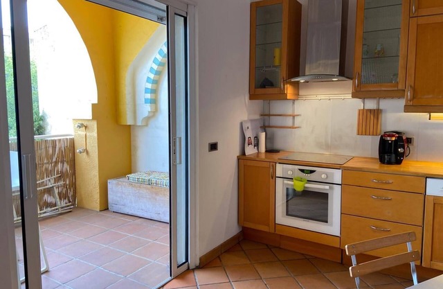 Sunny T2 apartment 8 minutes from the Old Port or the stadium