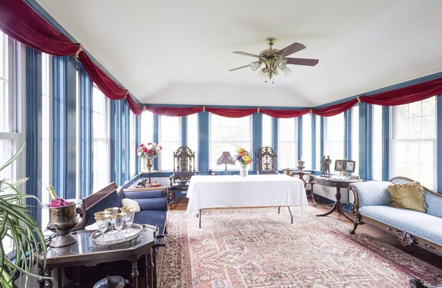 Sunnybrae is for families, is pet friendly and is a Beautiful Wedding Venue.