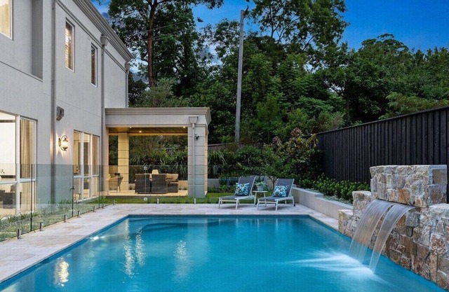 'Sunnyside' - Grand Turramurra Mansion with pool, cinema, butlers kitchen, the perfect entertainer!