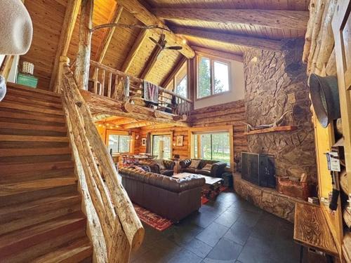 Sunriver Log Cabin