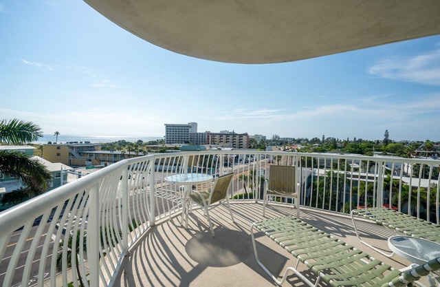 ☀️ Sunset Sands – Luxury Condo w/Stunning Ocean Views! 🌊