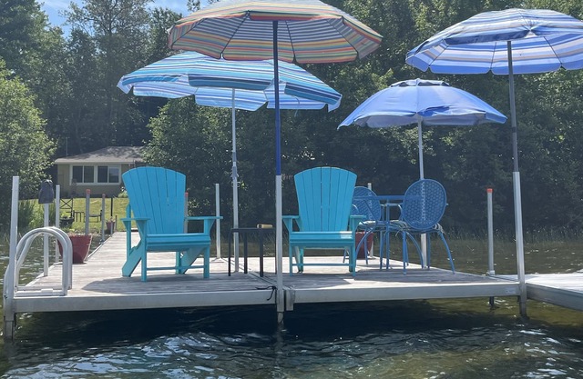 Sunset View Cottage with HOTTUB