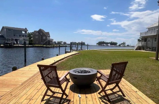 Sunset View-Dog Friendly with Pool/Tennis!