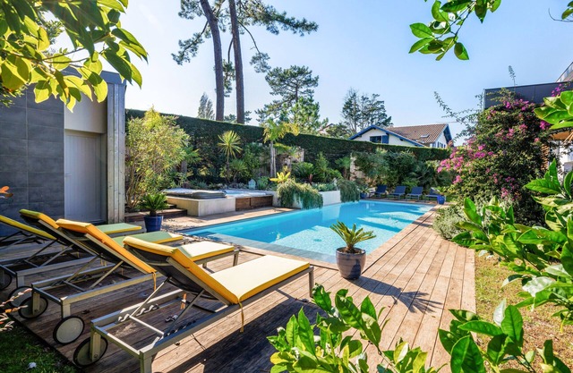 SUNSHINE - Villa, Pool, Jacuzzi, Anglet-BARNES