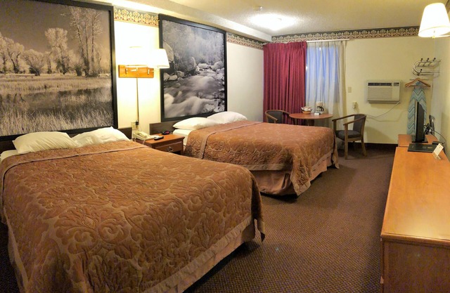 Super 8 by Wyndham Laramie